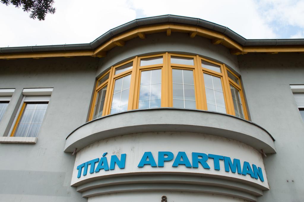 Titan Apartman Gyula Dış mekan fotoğraf